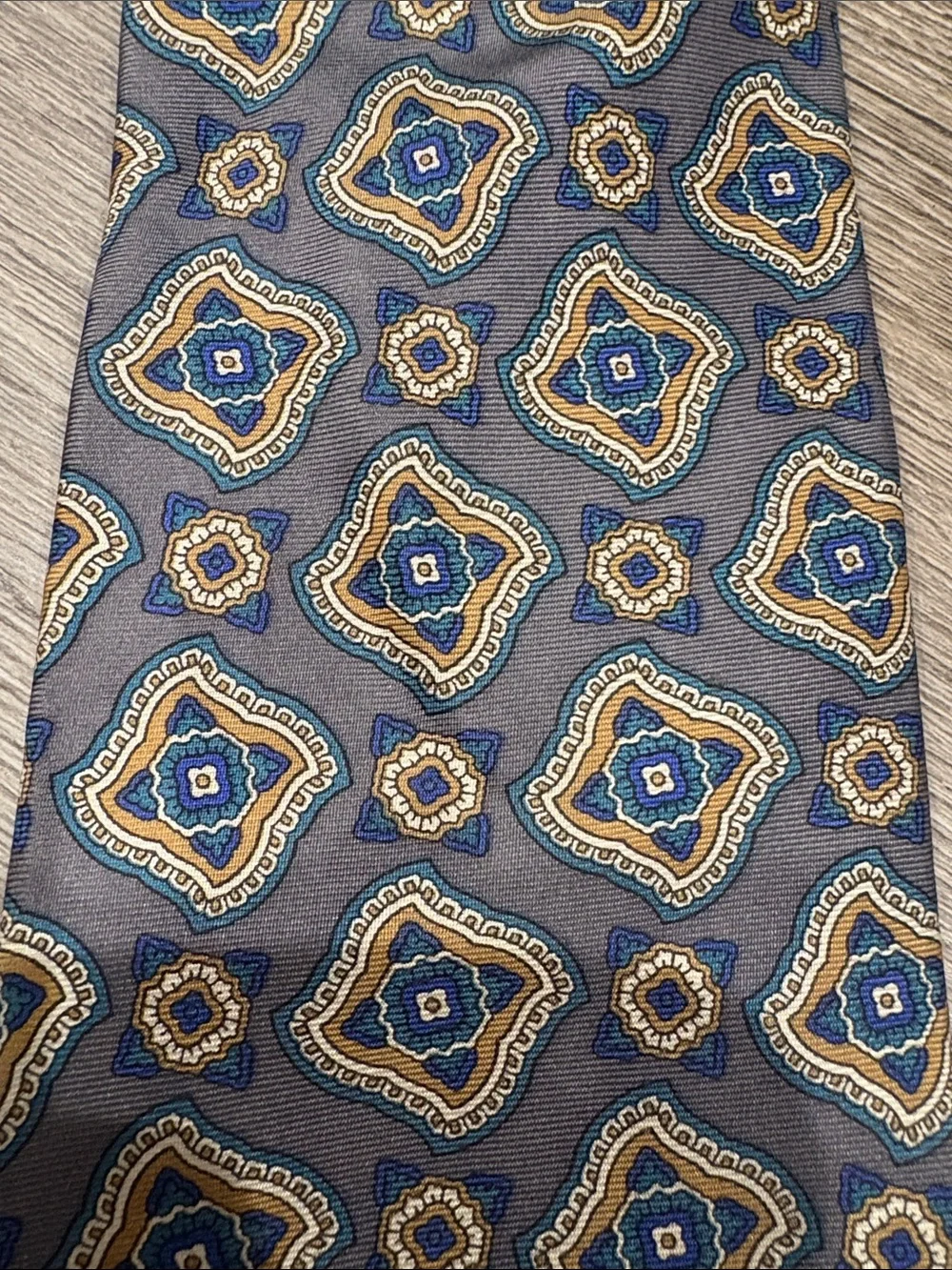 Sheaf & Caber Vintage 100% Silk Tie in Gray and Blue